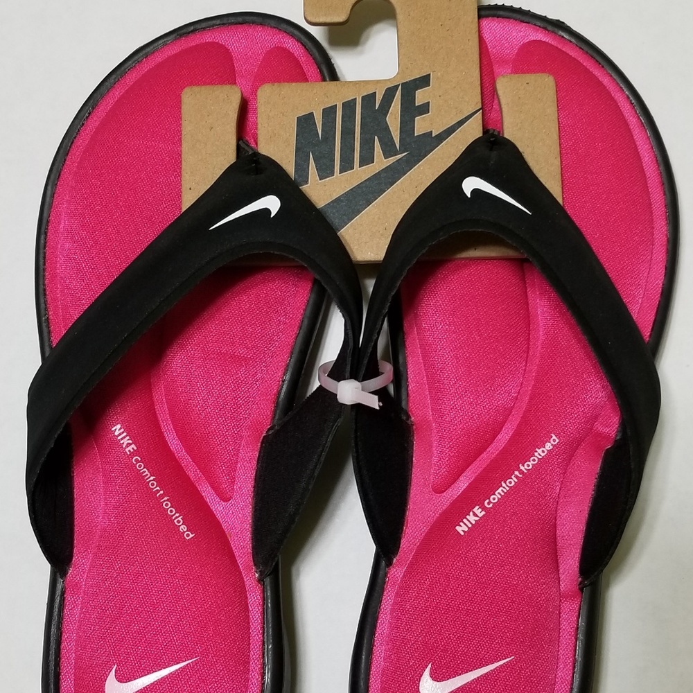 NIKE WOMEN'S ULTRA COMFORT FLIP FLOPS